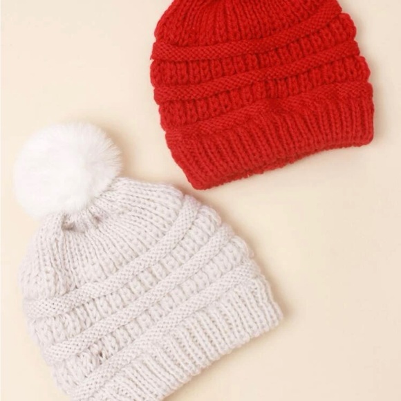 Bundle of hats - Picture 4 of 4